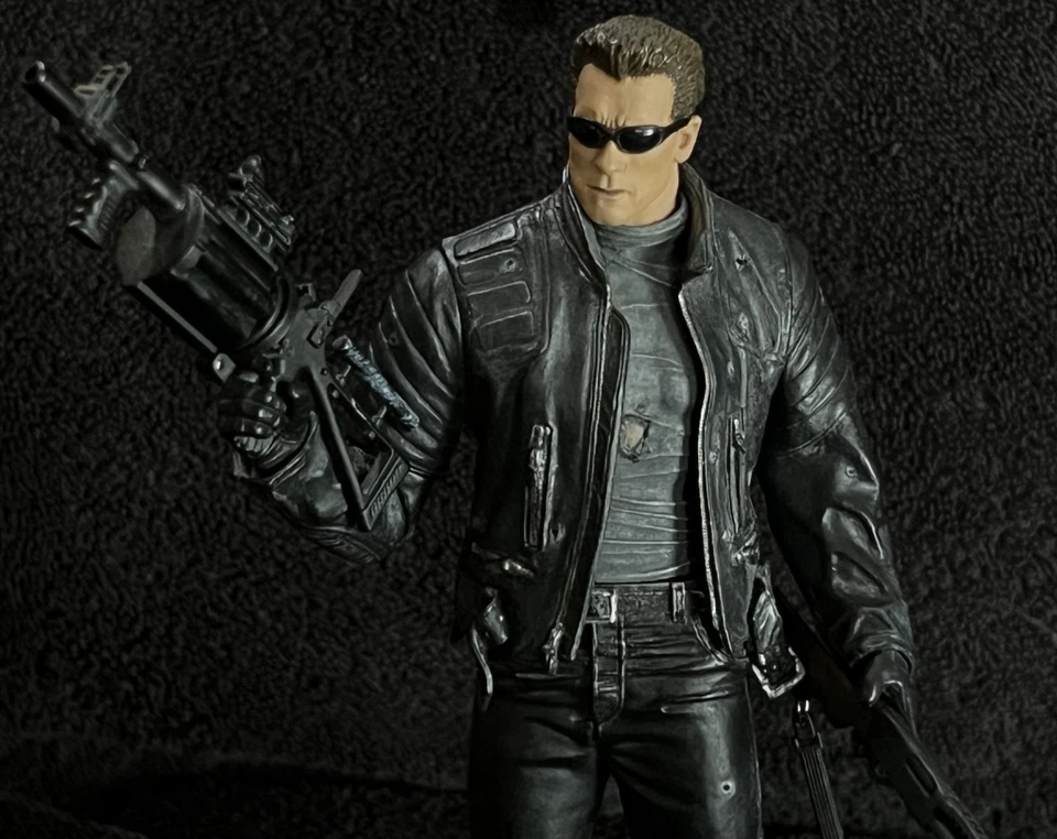 T800 • LANZADOR Y ESCOPETA • NECA TERMINATOR SERIE 3 Foto 2 de 3