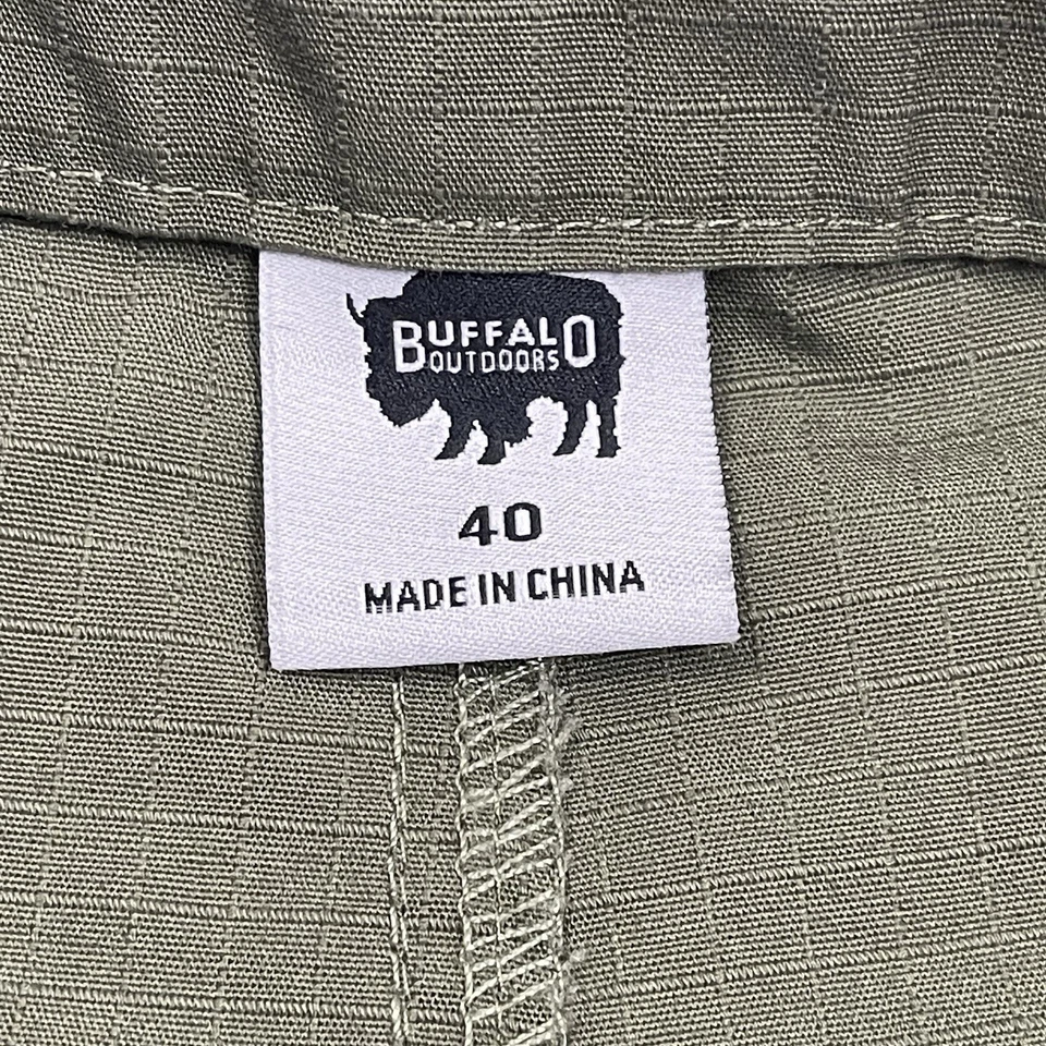 Pantalones cortos cargo Buffalo para hombre con cinturón talla: 40 Foto 4 de 4