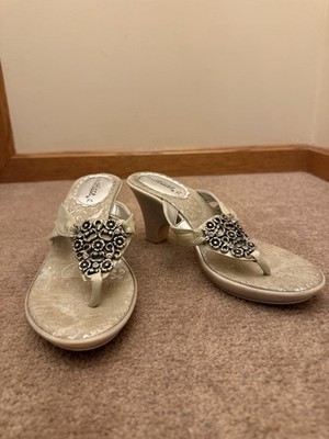 Matisse Made In Italy Silver Sparkle Medallion  Heeled Sandals Size 7.5