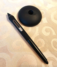 Wacom Intuos Pro Medium Model: PTH660 Pen Only
