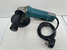 Makita 150mm Dual Action Sander BO6010 – 240V Electric Orbital Polisher/Sander
