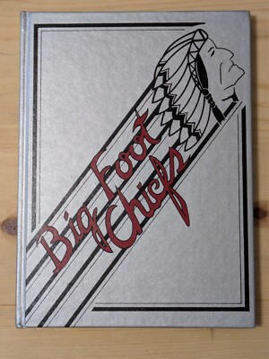 1986 Big Foot High School Walworth Wisconsin WI Chiefs Totem Yearbook Hardcover