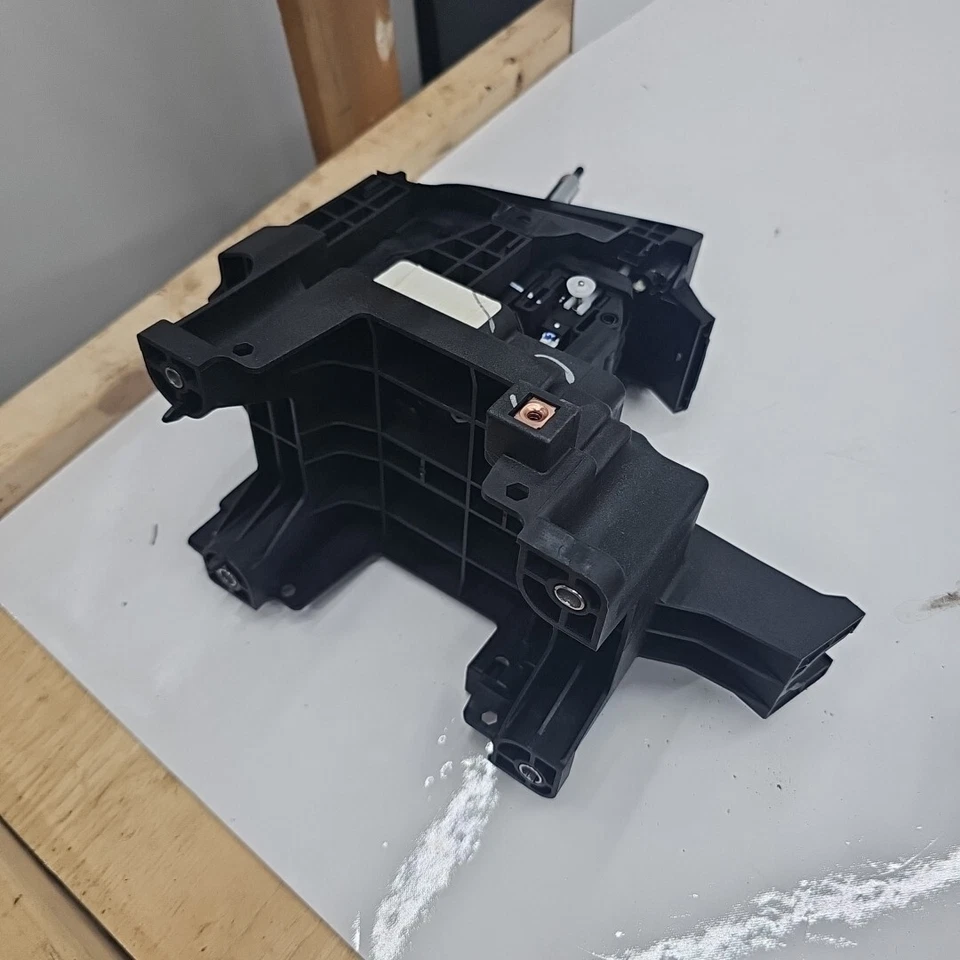 2011-2015 Chevrolet Cruze Auto Shifter Gear Assembly Selector 95194737 - Image 3 of 4