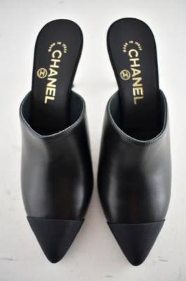 Chanel 20S Paris Rome Pearl Black Leather CC Mule Slide Backless