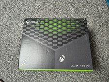 Xbox Series X mit grünem Gamepad und OVP +Lüfter