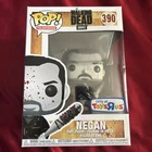 Funko Pop!The Walking Dead - Negan (Black and White , Bloody) Toys R Us +Protect