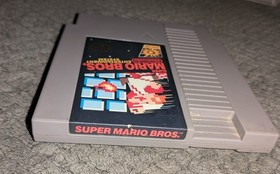 Nintendo NES Console Bundle 2 Controllers Zapper 3 games Mario Bros 3 Tested OEM