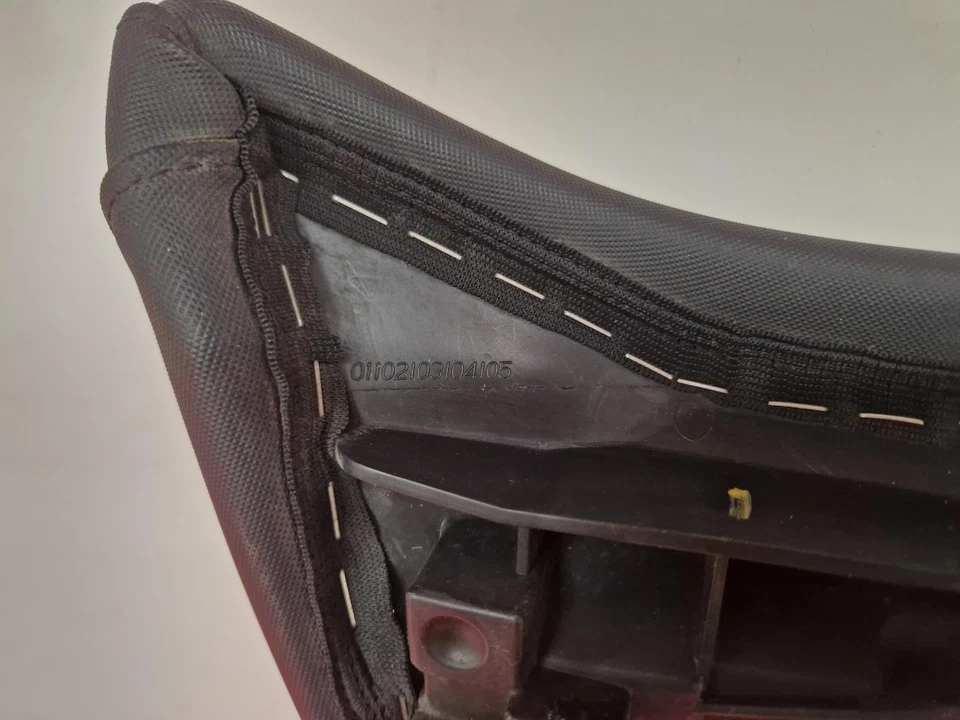 2018 BMW R1250 GS TE REAR SEAT - image 2 of 4