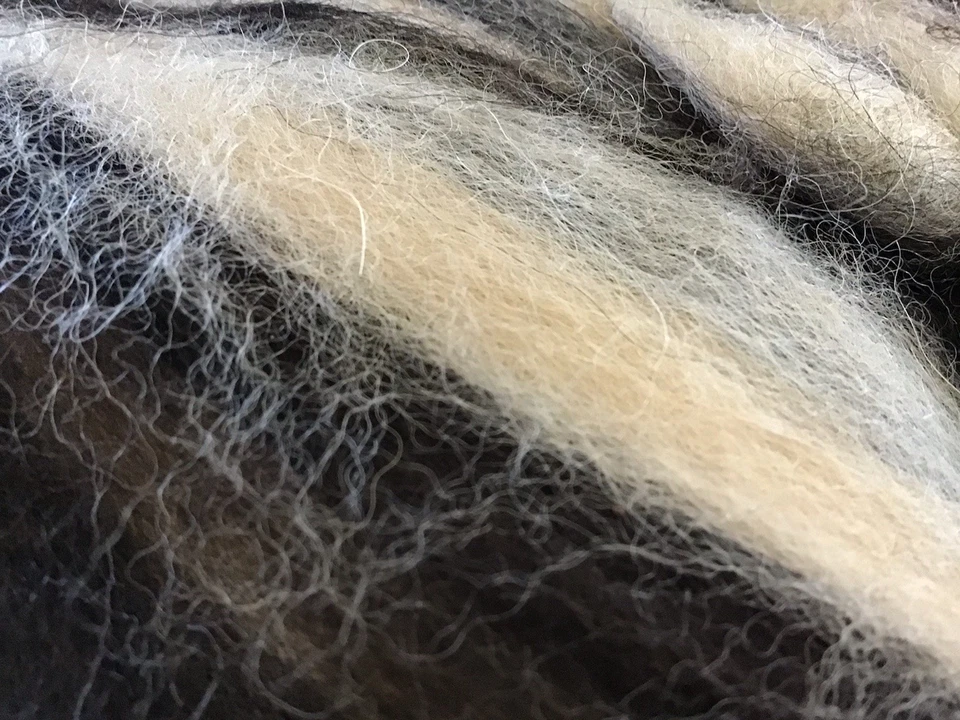 Rovings 100 % alpaca mezclados marrón, beige marfil, gris, negro 14 OZ súper suave Foto 3 de 4