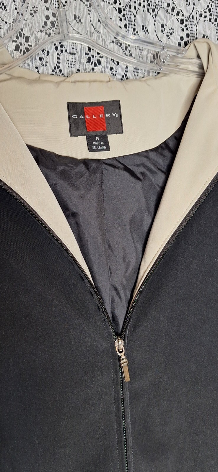 Gallery Black Jacket - image 3