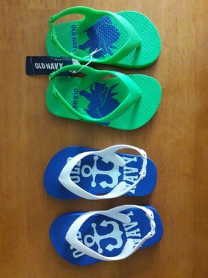 old navy toddler boy flip flops