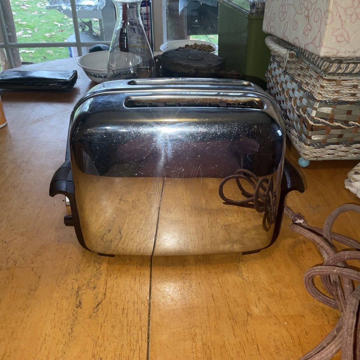 Vintage Toastmaster Model 1B14 Toaster, 1950s