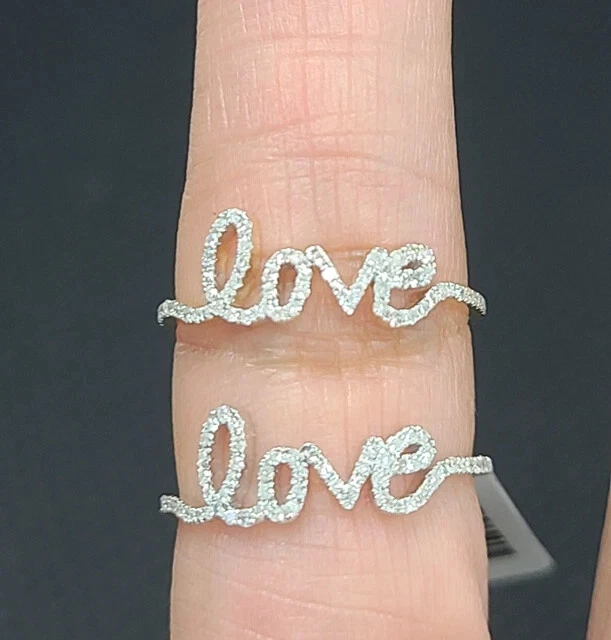 Anillo de aniversario de amor de diamantes creado en racimo de 0,20 quilates enchapado en oro de 10 quilates en plata Foto 4 de 4