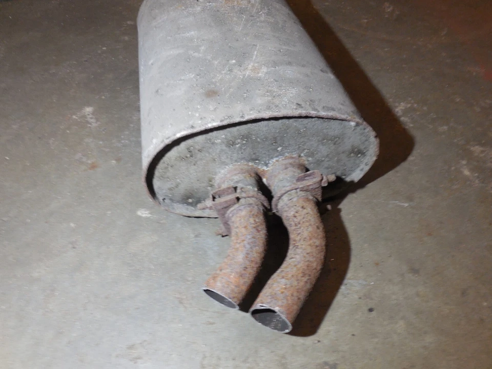 Silenciador escape trasero ID:1-1/2" OD: 1-3/4" 72-89 MERCEDES-BENZ R107 450SL 380SL Foto 3 de 4