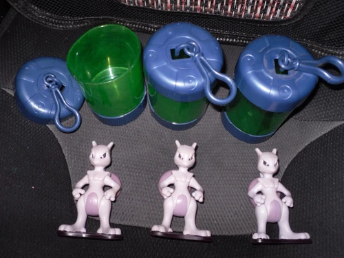 3 Vintage 1999 Burger King Pokémon toy Mewtwos with cases+clip (sold separately)