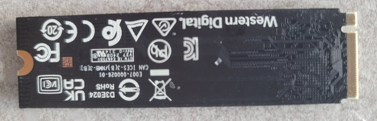 Western Digital WD_BLACK SN770 1TB M.2 NVMe Internal SSD