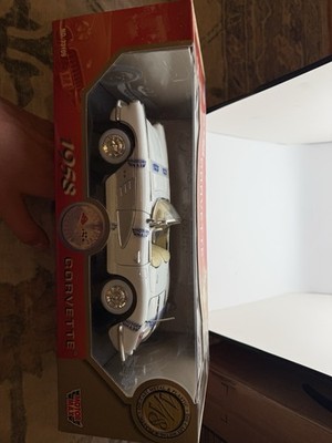 1958 CHEVROLET CORVETTE TURQUOISE 1/18 DIECAST MODEL CAR MOTORMAX 73109