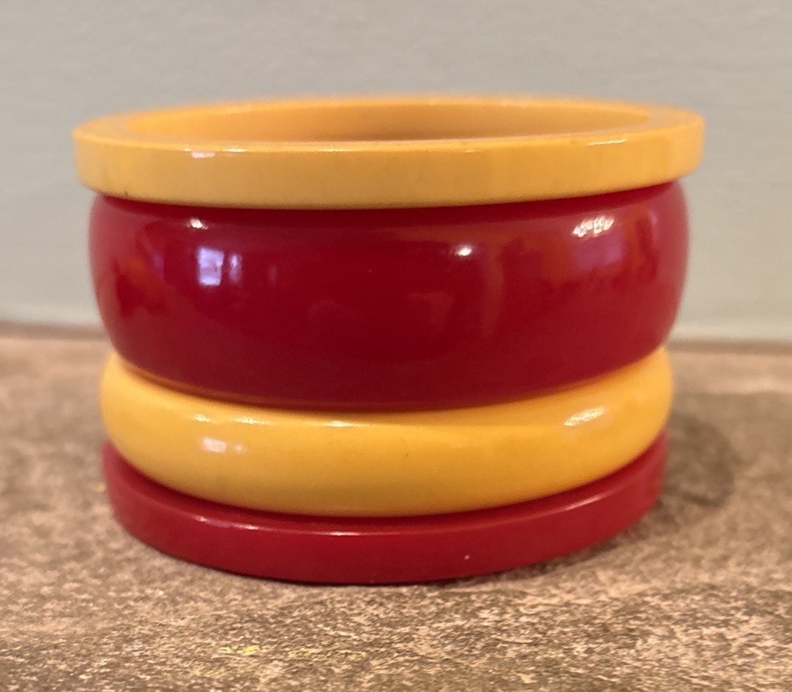 Nice Stack Vintage Bakelite Era Bangle Bracelet S… - image 1