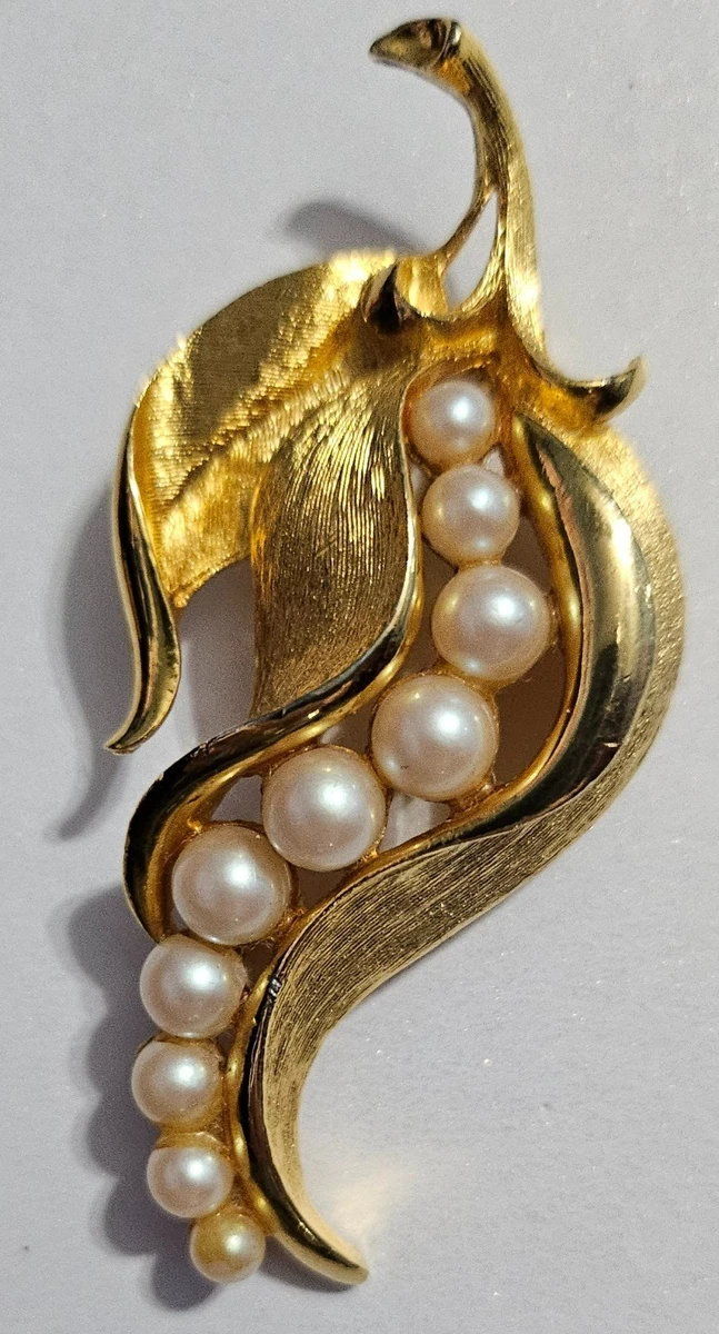 kramer Fashion Signed Vintage & Antique Brooches & Pins for sale
