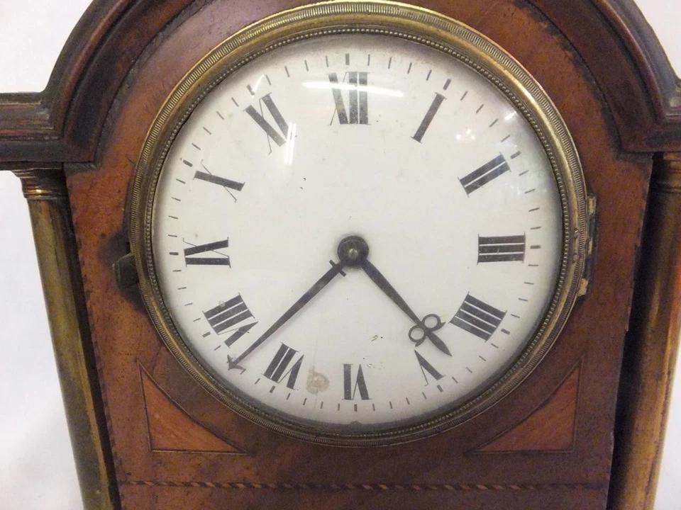 Fine Antique Inlaid Mantle Clock Case: later Movement: to restore. - Image 3 of 4