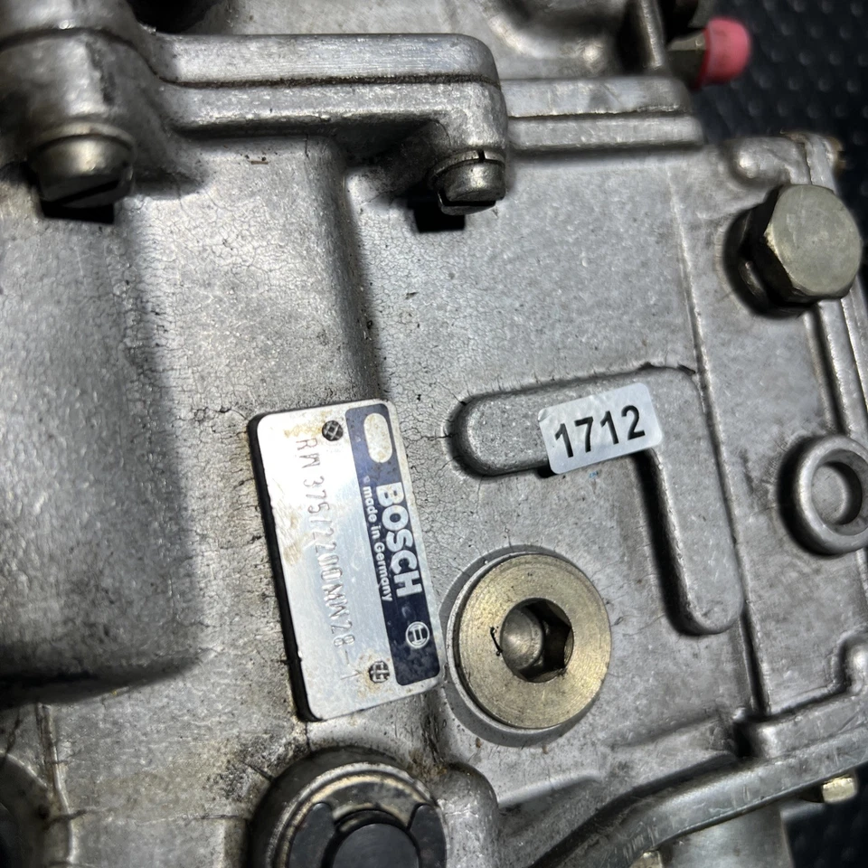 Bomba de inyección de combustible turbo diésel W123 W126 300D 300SD 6170704101 / 0403245020 Foto 3 de 4