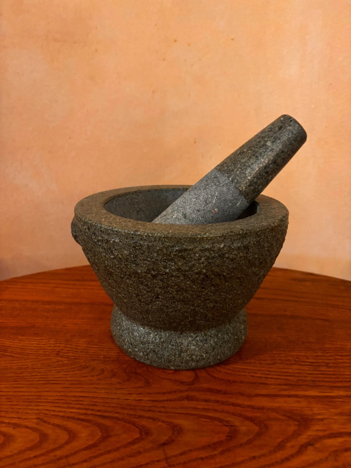 Natural Green Granite Stone Mortar and Pestle 7" wide 5" high 10.5 lbs
Opens in a new window or tab