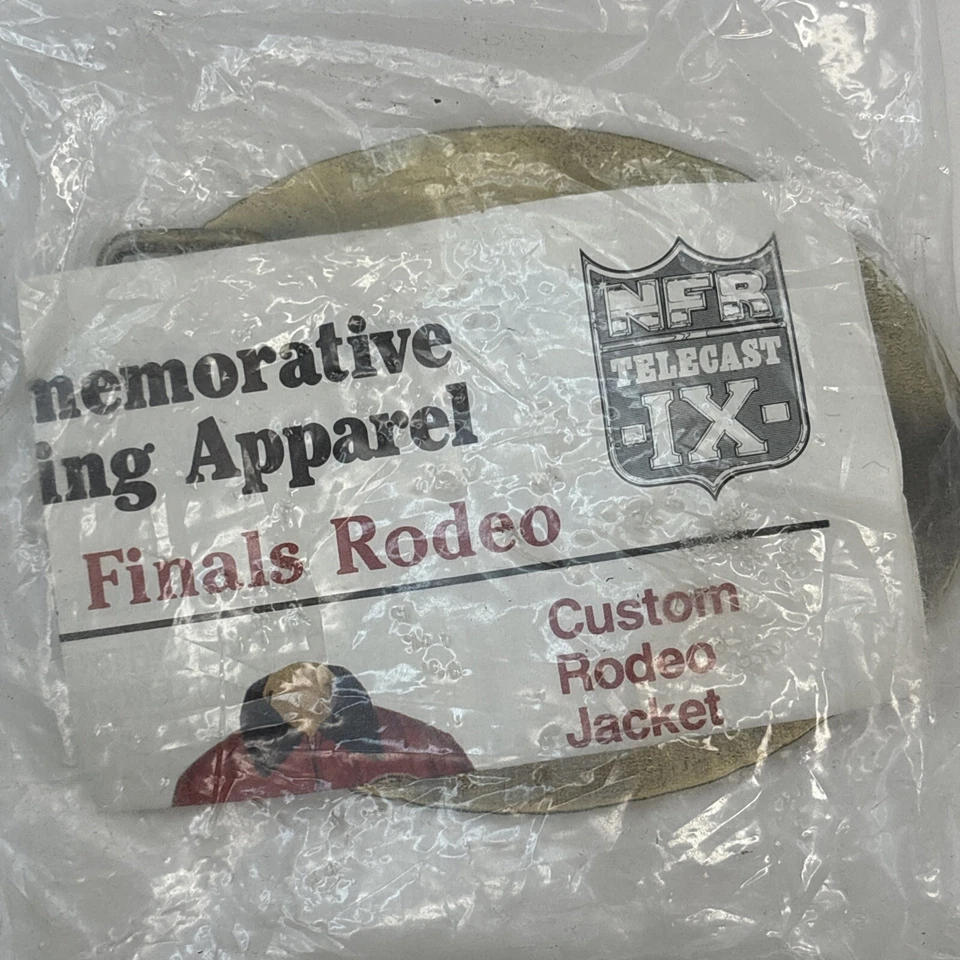 Винтажная ковбойская пряжка для взрослых National Finals Rodeo Hesston 1982 NFR - Изображение 4 из 4