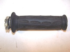 HONDA CB360 RIGHT HANDLEBAR THROTTLE GRIP TUBE CB 360 450 550 750 53165-342-670