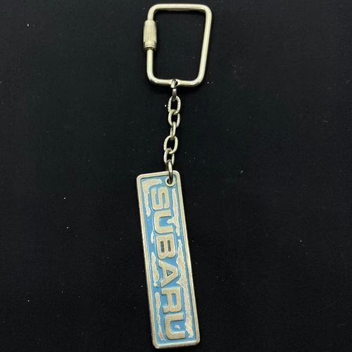 SUBARU ISRAEL HEBREW VTG METAL + ENAMEL UNIQUE KEYCHAIN