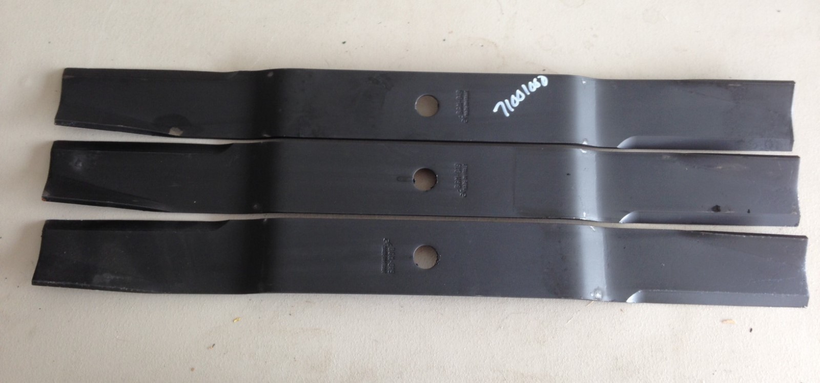 Caroni 71" Finish Mower Blades, Set of 3 Code 71001000 Fits TC710 Models eBay