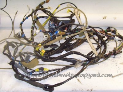 Nissan Patrol 3.0 Y61 ZD30 97-13 NS passenger rear interior loom wiring