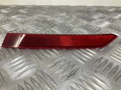 VW PASSAT B8 3G2 Stoßstange Reflektor hinten links 3G0945105A 2.00 34728877