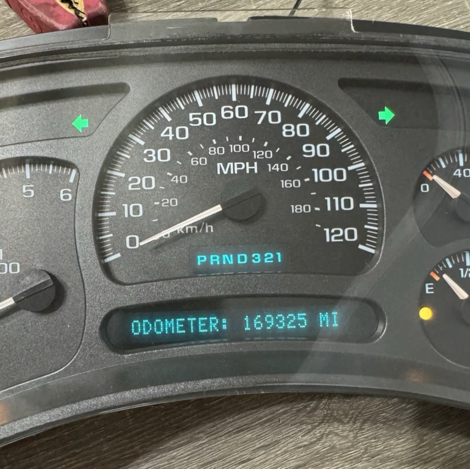 *RECONSTRUIDO 2003-2006 GMC YUKON SIERRA DENALI CUADRO DE INSTRUMENTOS CALIBRE SPEEDO 169K Foto 3 de 4