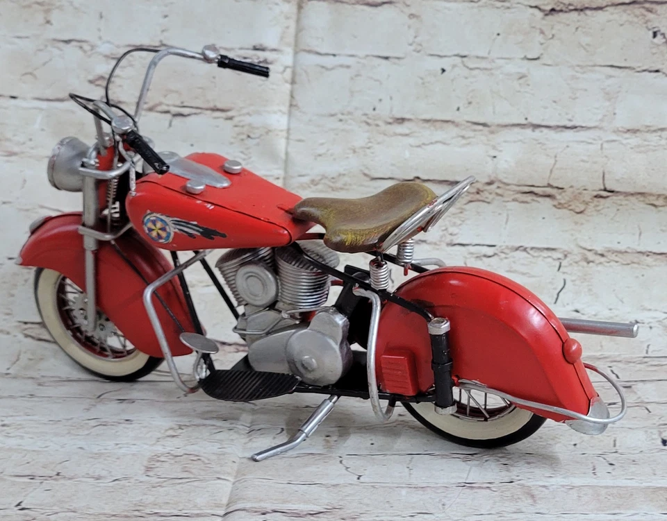 Handmade Indian Motorcycle 1:8 Tinplate Antique Style Metal Model Superb Decor - Image 2 of 4