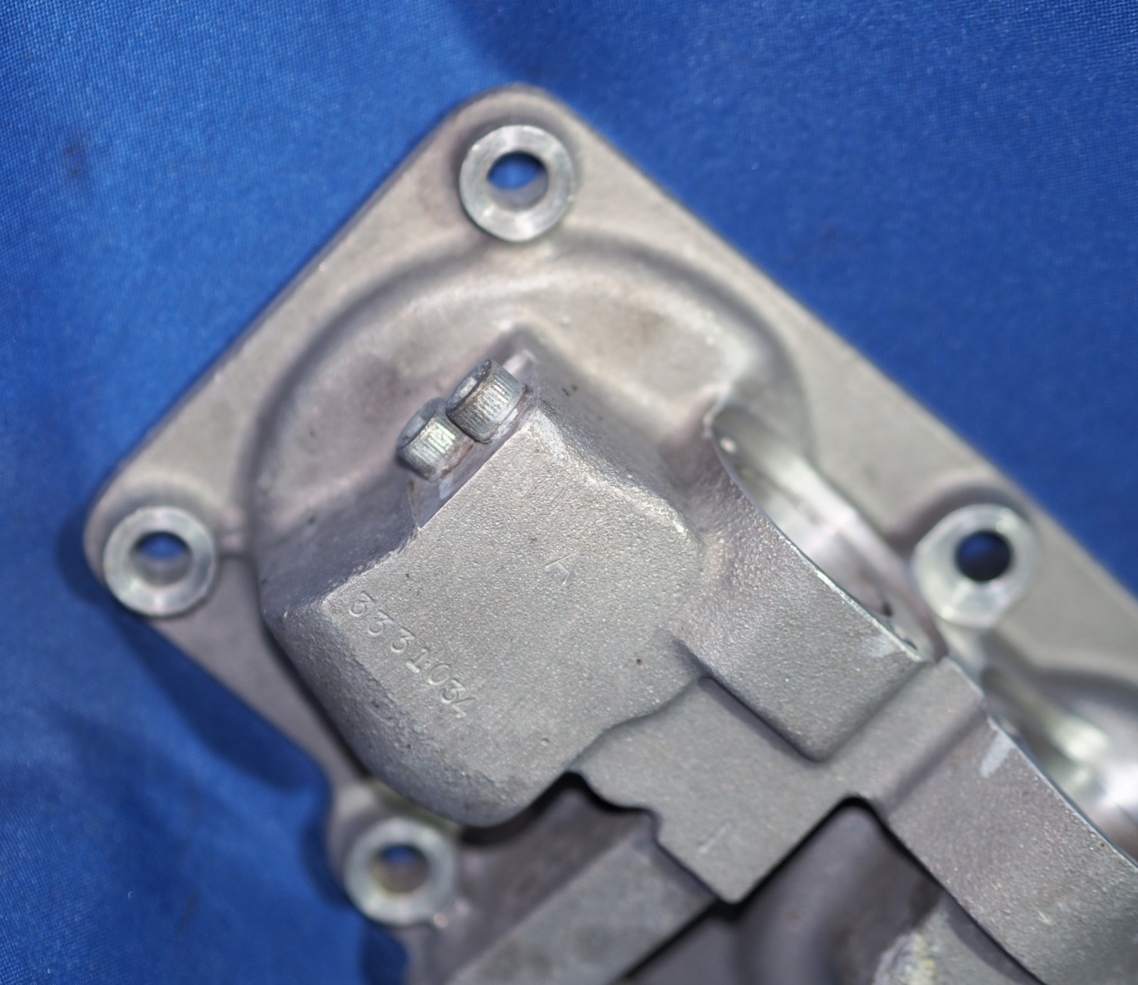 2001-2005 Lamborghini Murcielago 6.2L L535 Pre-LP Left Side Timing Gear Cover OE