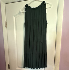 Fashion green Solid V-Neck Sleeveless Pleated Midi A-Line Knit Dress M
