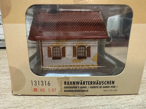 Faller 131316 H0 Casa Del Signalero Modelo Listo En OVP Sin Usar | Zustand: Usado