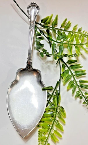 Gorham Sterling Serving Pie Server Chantilly Pattern 1895.  9" Long 84 Grams