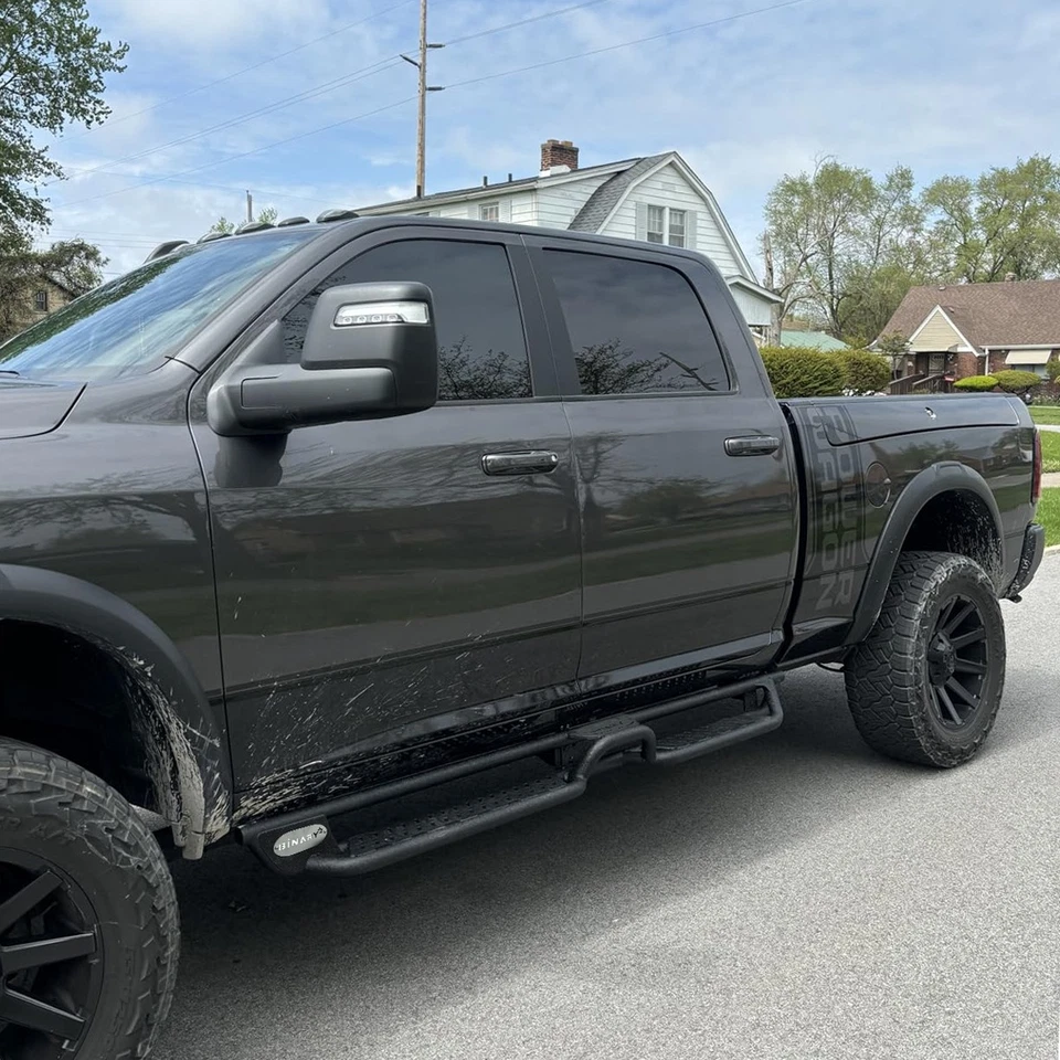 FIT 19-26 Dodge Ram 1500 Crew Cab BXK-S Running Boards Nerf Bars BLK Side Step Foto 2 de 4