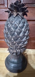resin pineapple