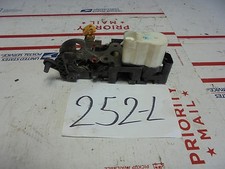 00 01 02 03 04 05 Impala REAR PASSENGER side Door Latch Power Lock #252-L