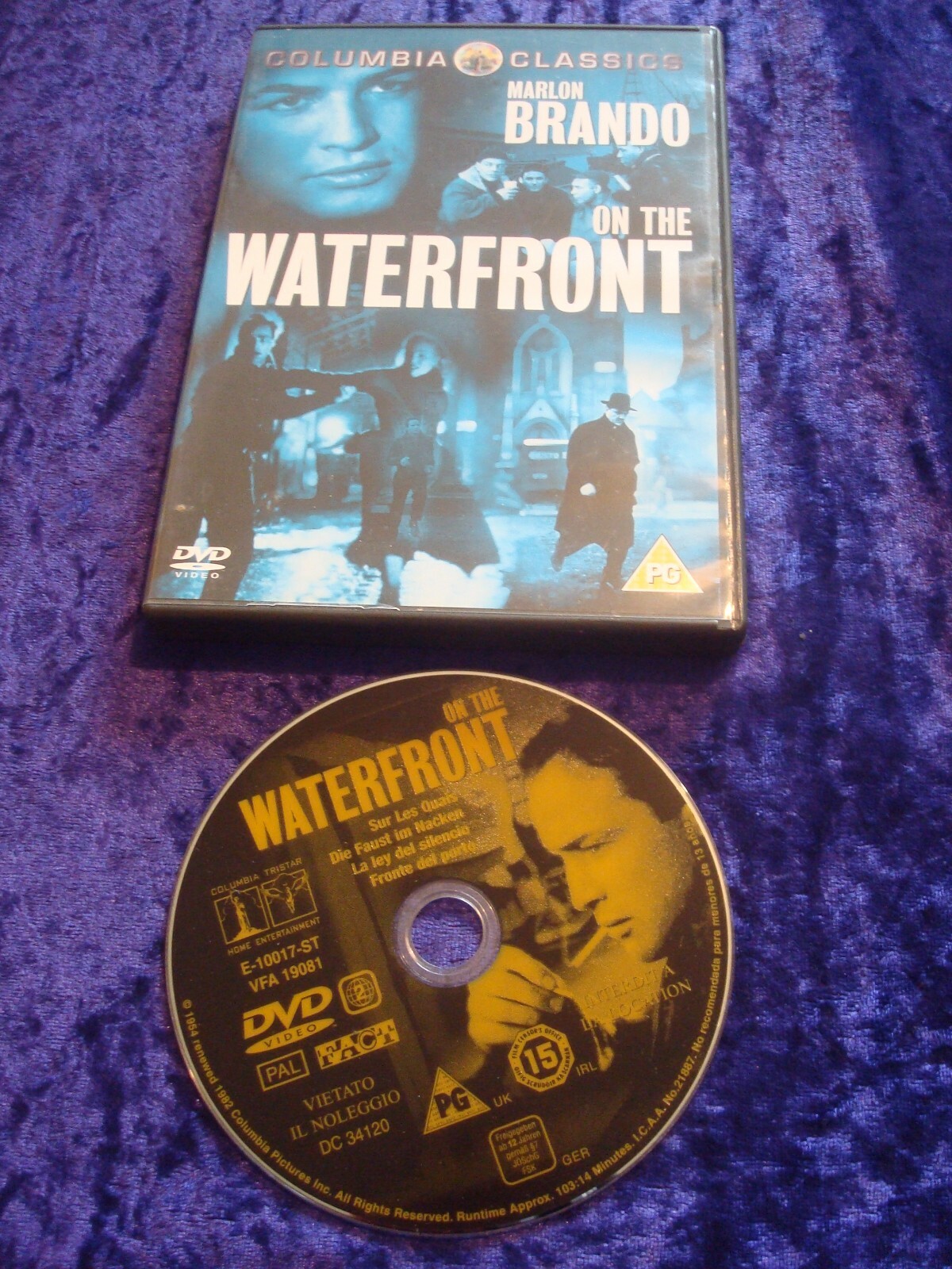DVD ON THE WATERFRONT MARLON BRANDO CLASSIC THRILLER.UK R2 LEE J COBB