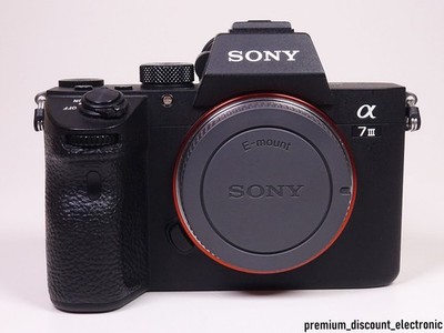 Sony Alpha 7 III 24,2MP Systemkamera A7 III ILCE-7M3 Vollformat 3.108 Klicks