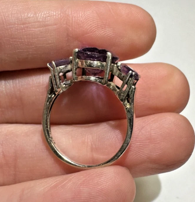 Argento D'Epoca Ovale Ametista Viola Sfaccettato Gemma Misura 8 Anello - Immagine 3 di 4