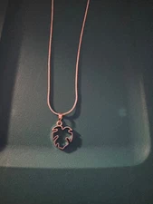 20 inch 925 Sterling Silver rope chain with leaf pendant 10% to charity