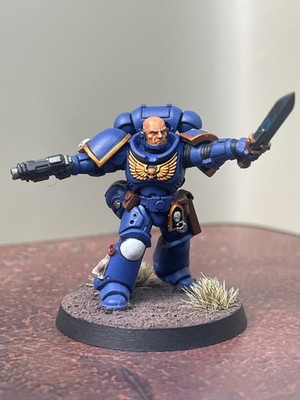 Space Marines Primaris Lieutenant Ultramarines Well Painted Warhammer 40k 2727