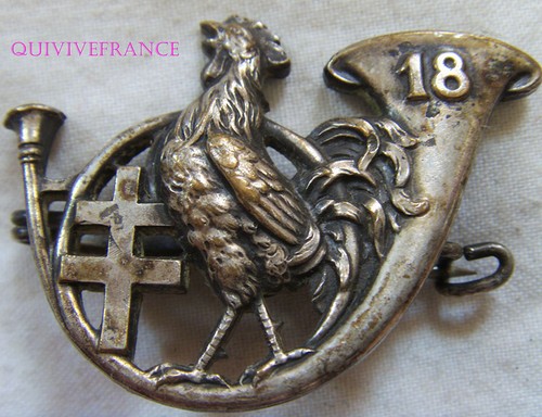 IN13564 - INSIGNE 18° Bataillon de Chasseurs Alpins, cor rond, pastille A.B. - Photo 1/2