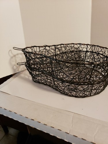 METAL BASKETS PEAR SHAPED - SET OF TWO - 15 INCH TALL BY 10 INCH WIDE - Picture 5 of 5