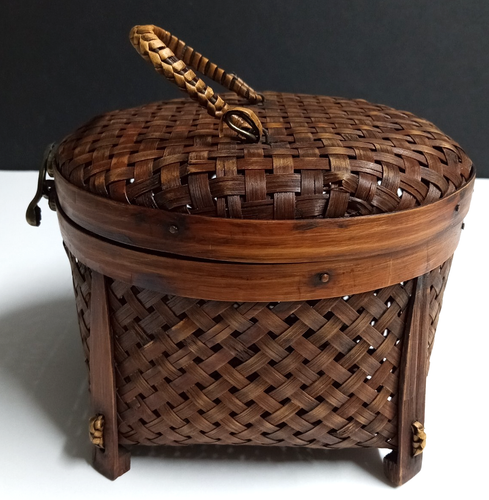 Wicker Rattan Trinket Storage Footed Basket Decor w/ Clasp Hinged Lid Handle NEW - Picture 2 of 6