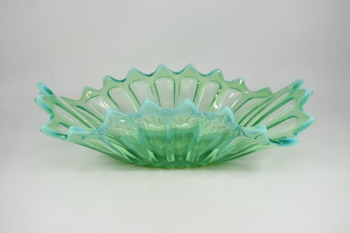 Vtg Fostoria Heirloom Opalescent Green Centerpiece Swung Crimped Vase Bowl 12" - Picture 2 of 14
